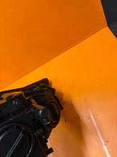 Laden Sie das Bild in den Galerie-Viewer, Frontscheinwerfer Opel Astra Gtc Cascada Xenon Rechts Scheinwerfer Headlight SCH1397723760sx