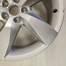 Load image into Gallery viewer, 1x Alufelge 17 Zoll 6.5" 5x112 39ET 2GM601025A VW T-Cross Rim Wheel FEL8174270784ji
