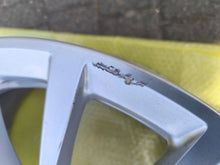 Laden Sie das Bild in den Galerie-Viewer, 1x Alufelge 18 Zoll 6861224 BMW 5 G31 G30 Rim Wheel FEL6855662648xi
