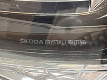 Load image into Gallery viewer, Frontscheinwerfer Skoda Superb III 3V1941015C LED Ein Stück (Rechts oder Links)