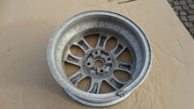 Load image into Gallery viewer, 1x Alufelge 15 Zoll Nissan Micra Rim Wheel