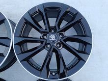 Laden Sie das Bild in den Galerie-Viewer, 4x Alufelge 18 Zoll 7.0" 5x112 45ET Glanz Schwarz 57A601025AS Skoda Kodiaq FEL5801188221cs