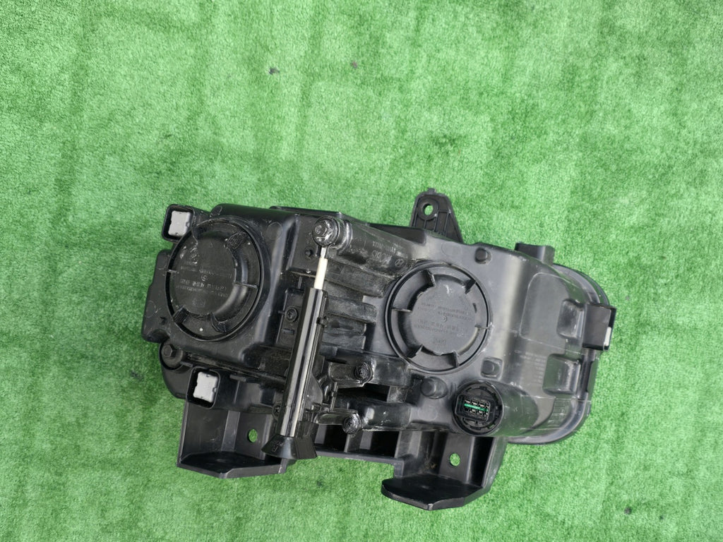 Frontscheinwerfer Hyundai Kona 92102-J9000 Rechts Scheinwerfer Headlight SCH7250731855au