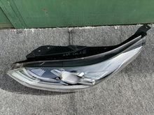Laden Sie das Bild in den Galerie-Viewer, Frontscheinwerfer Kia Ceed 92101J7100 Links Scheinwerfer Headlight SCH1406836220xo