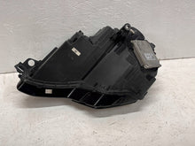 Load image into Gallery viewer, Frontscheinwerfer Skoda Karoq 57B941016D Full LED Rechts Scheinwerfer Headlight SCH8358456362fj