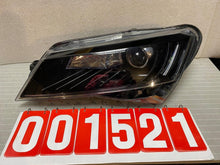 Load image into Gallery viewer, Frontscheinwerfer Skoda Superb III 3V1941015A Xenon Links Scheinwerfer Headlight SCH6818285289el