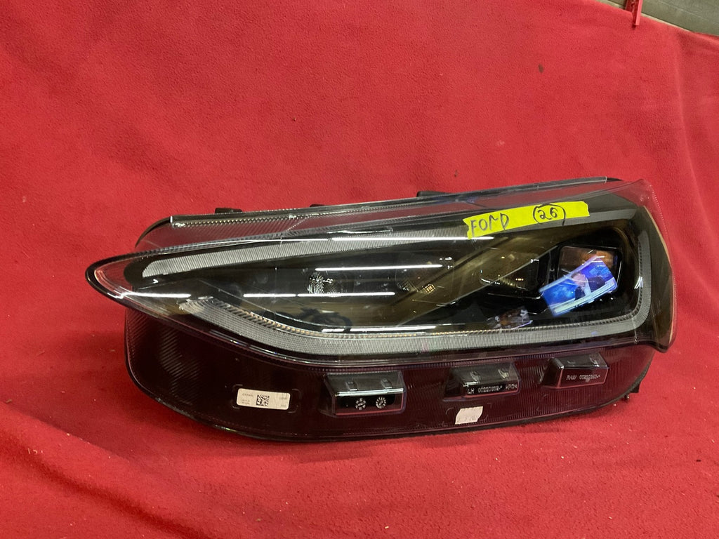 Frontscheinwerfer Ford Focus 00220632 Links Scheinwerfer Headlight SCH2648138888we