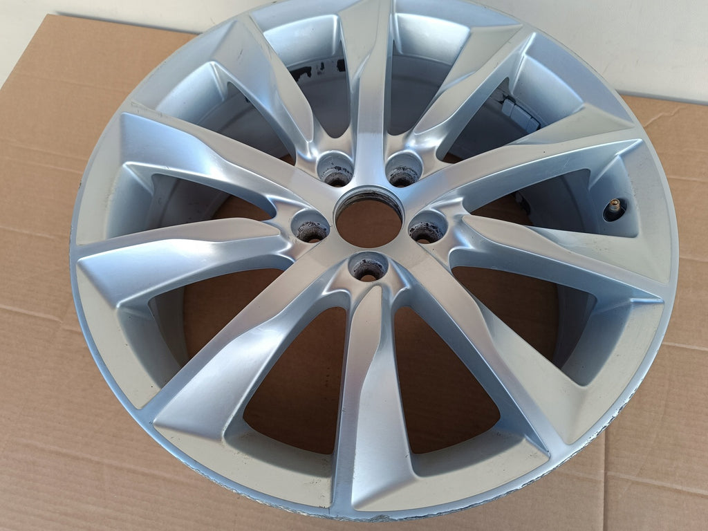 1x Alufelge 18 Zoll 8.0" 5x108 42ET 31362840 Volvo Rim Wheel