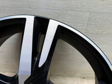 Load image into Gallery viewer, 1x Alufelge 18 Zoll 31445812 Volvo Xc40 Rim Wheel FEL1026242230bw