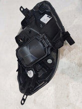 Laden Sie das Bild in den Galerie-Viewer, Frontscheinwerfer Renault Kangoo 260601525R Links Scheinwerfer Headlight SCH4448751202li