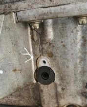 Load image into Gallery viewer, Motor Mercedes-Benz W204 272971 3.5 272PS 200kW 2007 Benzin Engine Unkomplett