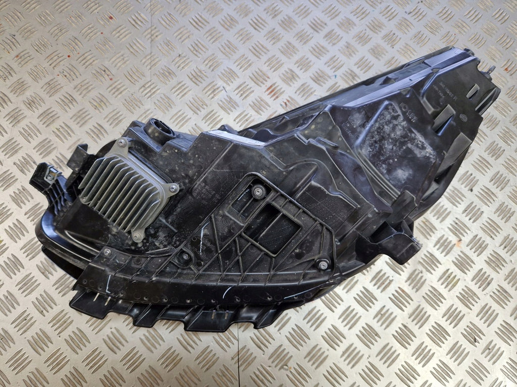 Frontscheinwerfer Tesla Model 3 1110796-00-D Ein Stück (Rechts oder Links)