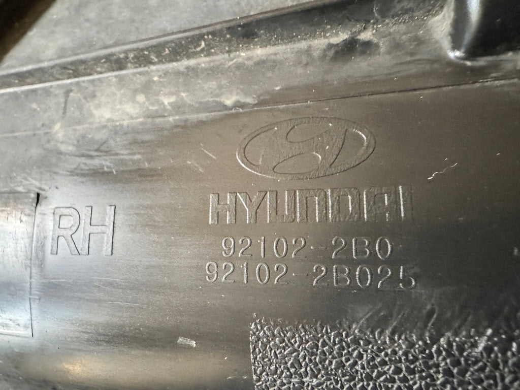 Frontscheinwerfer Hyundai 92102-2B0 Rechts Scheinwerfer Headlight