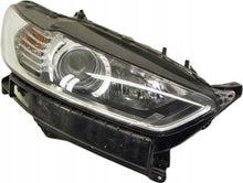 Load image into Gallery viewer, Frontscheinwerfer Ford Mondeo DS73-13W029-AE L90002936 Rechts Headlight