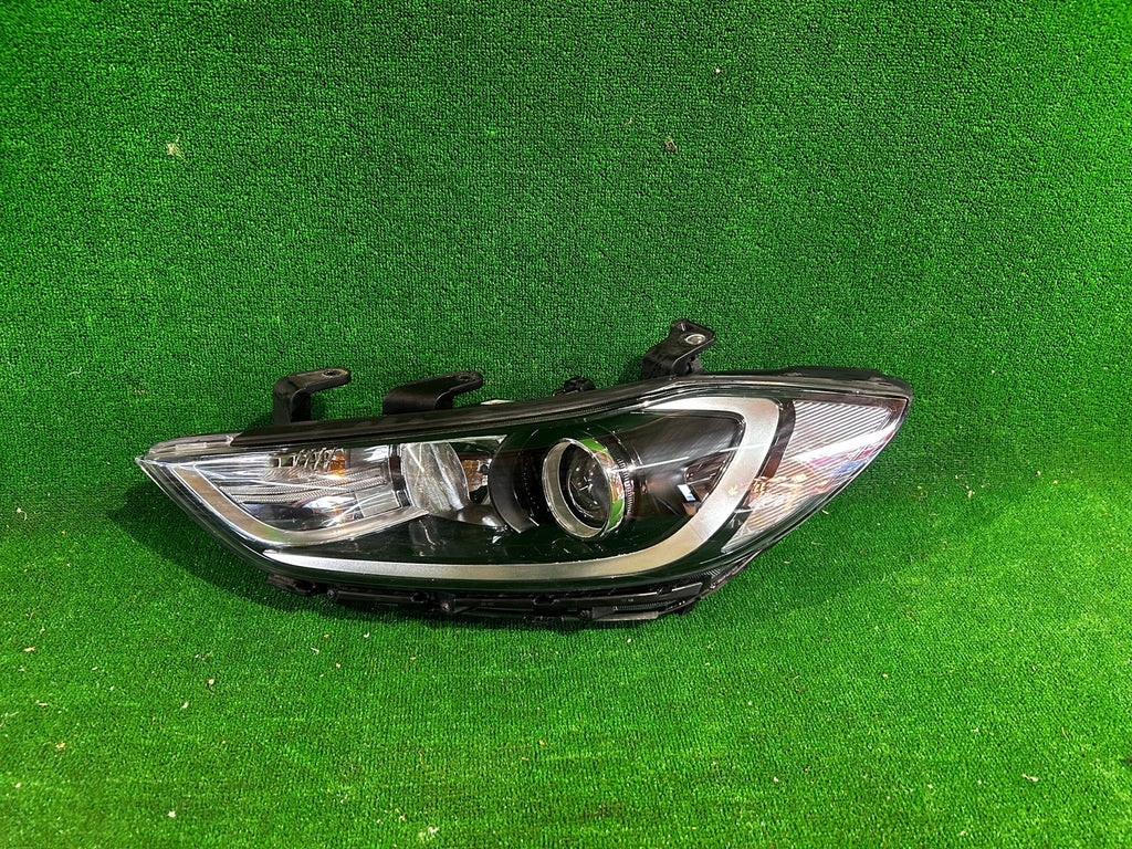 Frontscheinwerfer Hyundai Elantra 92101-F2 LED Links Scheinwerfer Headlight