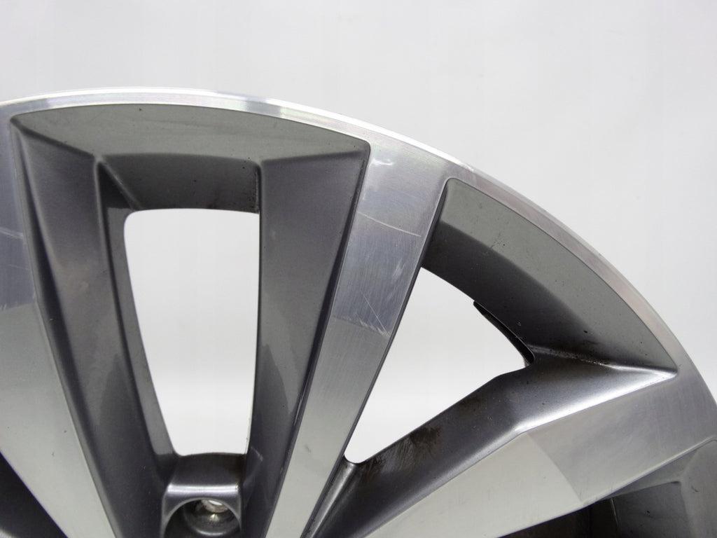 1x Alufelge 17 Zoll 7.0" 5x112 45ET Glanz Grau 2GA601025B Mg T-Roc Rim Wheel FEL9780363450zs