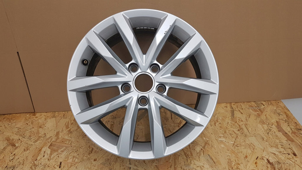 1x Alufelge 16 Zoll 6.5" 5x112 41ET 3G0601025BM VW Passat B8 Rim Wheel