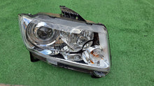 Load image into Gallery viewer, Frontscheinwerfer Jeep Grand Cherokee 55079408AJ Rechts Scheinwerfer Headlight SCH7680389530me