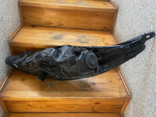 Laden Sie das Bild in den Galerie-Viewer, Frontscheinwerfer Ford Fiesta 6532329 Links Scheinwerfer Headlight SCH4959280001wm