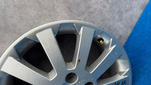 Laden Sie das Bild in den Galerie-Viewer, 1x Alufelge 16 Zoll 6.0" 5x110 2160131 Opel Zafira Meriva Rim Wheel FEL4683082189lb