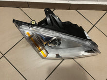 Laden Sie das Bild in den Galerie-Viewer, Frontscheinwerfer Ford Focus 4M51-13099-ED Xenon Rechts Scheinwerfer Headlight SCH1671837581tl