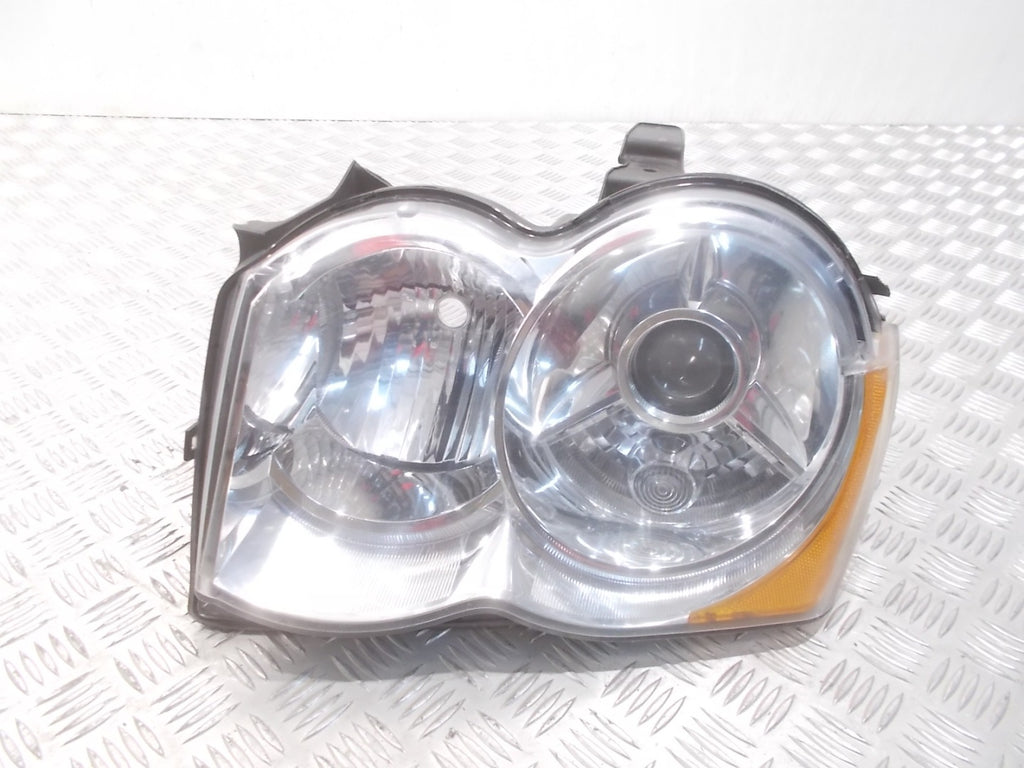 Frontscheinwerfer Jeep Grand Cherokee III 55157485AF Xenon Links Headlight SCH6592385901zi