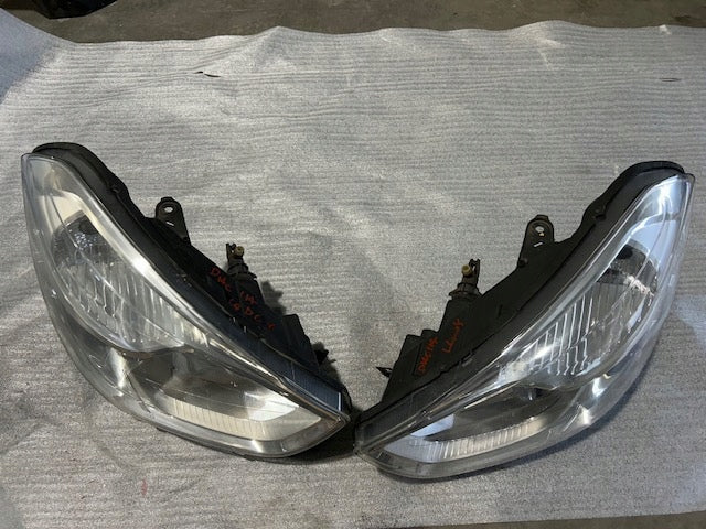 Frontscheinwerfer Dacia Dokker 260603007R 260109545R LED Ein Satz Headlight