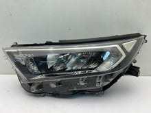 Laden Sie das Bild in den Galerie-Viewer, Frontscheinwerfer Toyota V Links Scheinwerfer Headlight