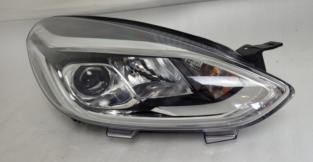 Frontscheinwerfer Ford Fiesta VII L1BB-13E014-CD LED Rechts oder Links