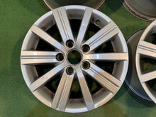 Laden Sie das Bild in den Galerie-Viewer, 4x Alufelge 15 Zoll 6.5" 5x112 50ET 5K0601025J VW Golf Vi Rim Wheel FEL2840402676rr