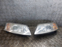 Load image into Gallery viewer, Frontscheinwerfer Saab 9-3 Ein Satz Scheinwerfer Headlight SCH5044609523ys