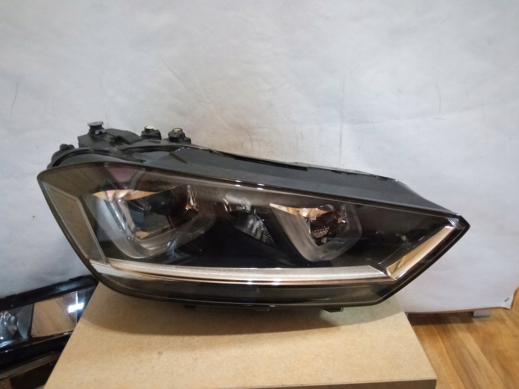 Frontscheinwerfer VW Sportsvan 517941752B Xenon Rechts Scheinwerfer Headlight