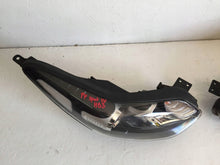 Laden Sie das Bild in den Galerie-Viewer, Frontscheinwerfer Kia Sportage IV 92102F1010 92102F1100 Ein Satz Headlight SCH9128736940rc