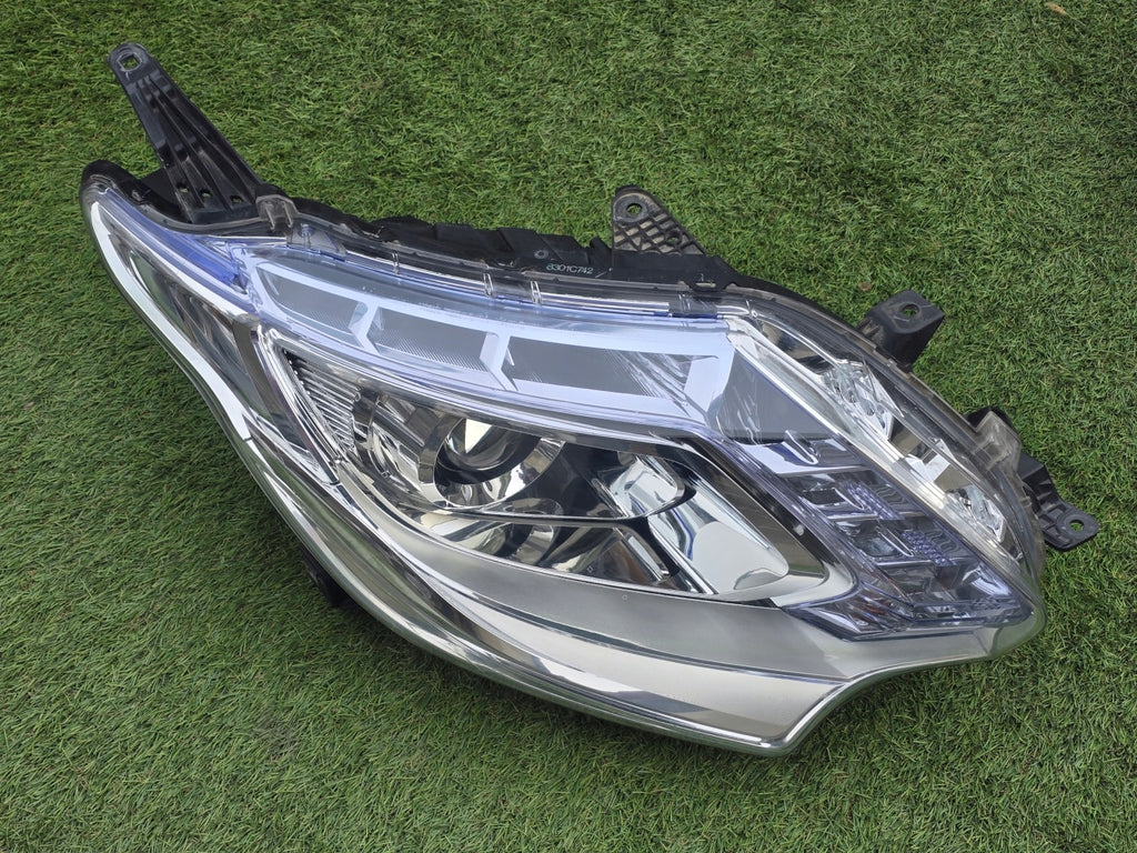 Frontscheinwerfer Mitsubishi L200 Rechts Scheinwerfer Headlight SCH9854407896ut