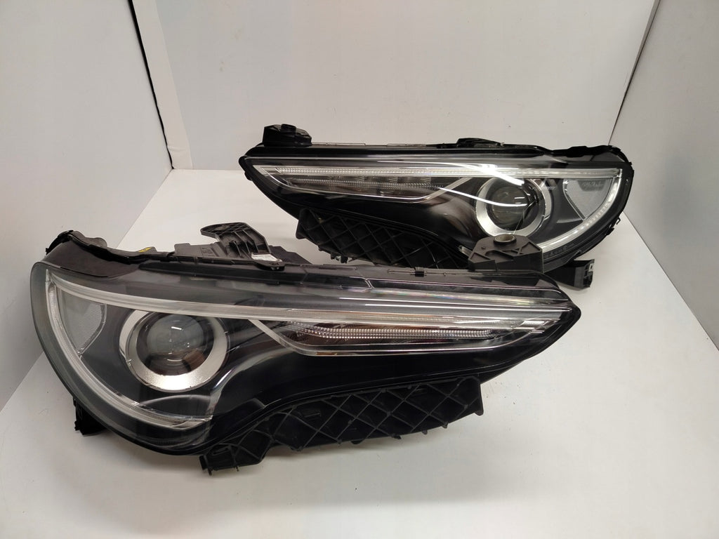 Frontscheinwerfer Alfa Romeo Stelvio 50563962 50559297 Xenon Ein Satz Headlight SCH5742719146yh