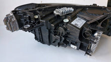 Laden Sie das Bild in den Galerie-Viewer, Frontscheinwerfer BMW 2 5A4224705 Links Scheinwerfer Headlight SCH7598031695vz