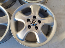 Load image into Gallery viewer, 4x Alufelge 16 Zoll 6.0" 5x112 49ET Silber 76110449 VW Caddy V Golf VII Touran FEL2627104544pm