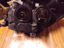 Laden Sie das Bild in den Galerie-Viewer, Frontscheinwerfer Ford Focus 8M51-13D155-CD Xenon Ein Stück (Rechts oder Links) SCH4912597438in