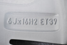 Laden Sie das Bild in den Galerie-Viewer, 1x Alufelge 16 Zoll 6.0" 4x100 39ET Silber 1S0601025BA VW Rim Wheel FEL3752615608kx