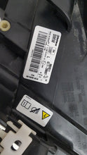 Laden Sie das Bild in den Galerie-Viewer, Frontscheinwerfer BMW X1 E84 2990007-07 89093511 Links Scheinwerfer Headlight SCH9724338689ev
