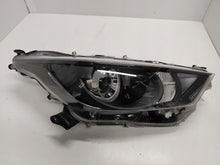 Laden Sie das Bild in den Galerie-Viewer, Frontscheinwerfer Toyota Yaris Rechts Scheinwerfer Headlight SCH1820910295hy