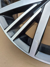 Load image into Gallery viewer, 1x Alufelge 16 Zoll 6.5&quot; 5x112 46ET Glanz Schwarz 5G0601025 VW Golf Vii