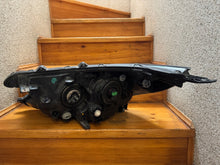 Laden Sie das Bild in den Galerie-Viewer, Frontscheinwerfer Honda Crv Cr-V IV Rechts Scheinwerfer Headlight