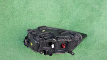 Laden Sie das Bild in den Galerie-Viewer, Frontscheinwerfer Audi Q5 8R0941006C LED Rechts Scheinwerfer Headlight