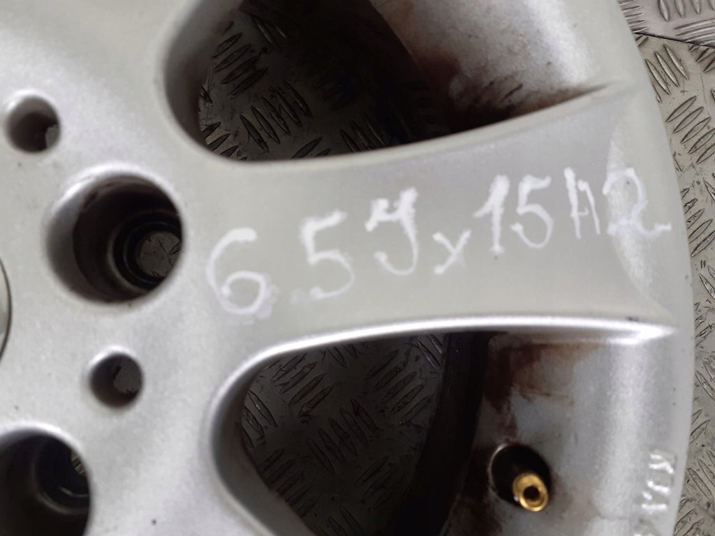 1x Alufelge 15 Zoll 6.5" 5x114.3 Kia Ceed Rim Wheel FEL4378390906ob