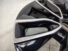 Laden Sie das Bild in den Galerie-Viewer, 1x Alufelge 18 Zoll 5x114.3 55ET 3M018075A Honda Hr-V Rim Wheel FEL7629966081gn