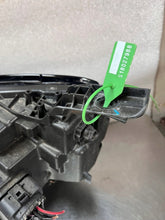 Laden Sie das Bild in den Galerie-Viewer, Frontscheinwerfer Renault I 260103381 LED Rechts Scheinwerfer Headlight SCH1854328433br