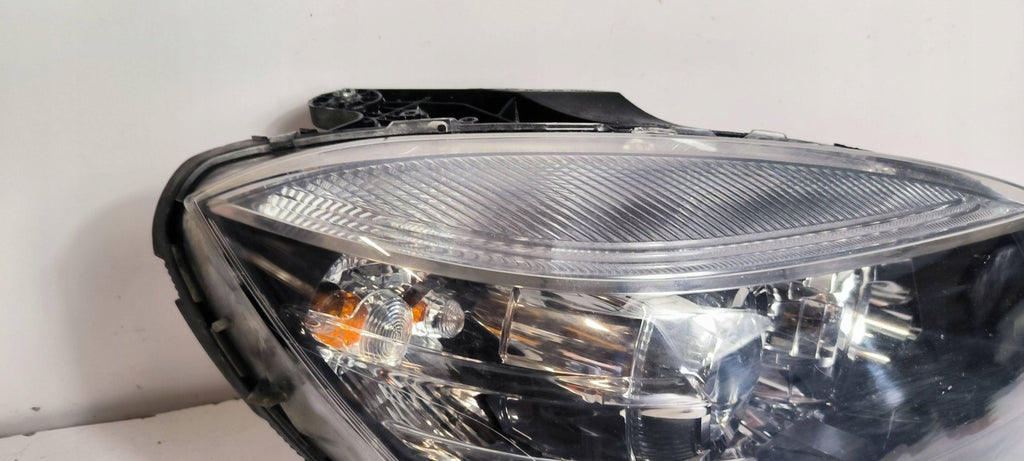 Frontscheinwerfer Mercedes-Benz W203 A2039060800 Rechts Scheinwerfer Headlight SCH7913129053mw