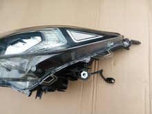 Load image into Gallery viewer, Frontscheinwerfer Toyota V LED Links Scheinwerfer Headlight SCH3315420223zo
