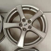 Load image into Gallery viewer, 4x Alufelge 18 Zoll 7.5" 5x114.3 50ET Glanz Silber Hyundai I Rim Wheel FEL8340575115wd